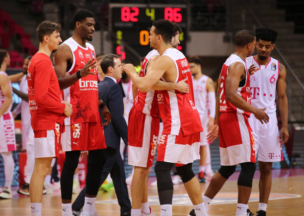 季中完成超 季中完成超